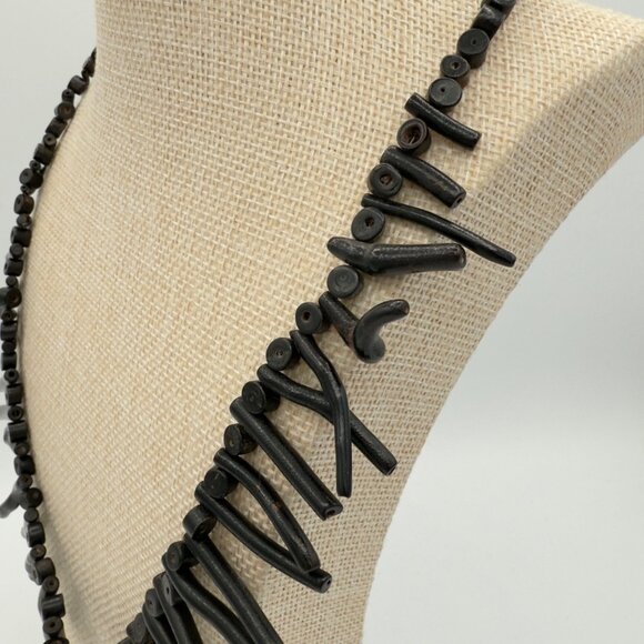 Vintage Natural Black Branch Coral Necklace Bib Statement Design 24 inches - Picture 3 of 16